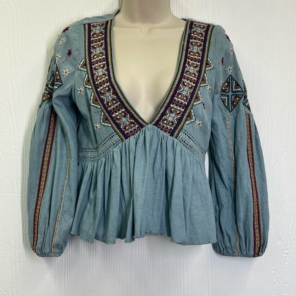Free People - Aria Lagoon Embroidered Floral Flowy Deep V Neck Blouse Size XS - Picture 3 of 12